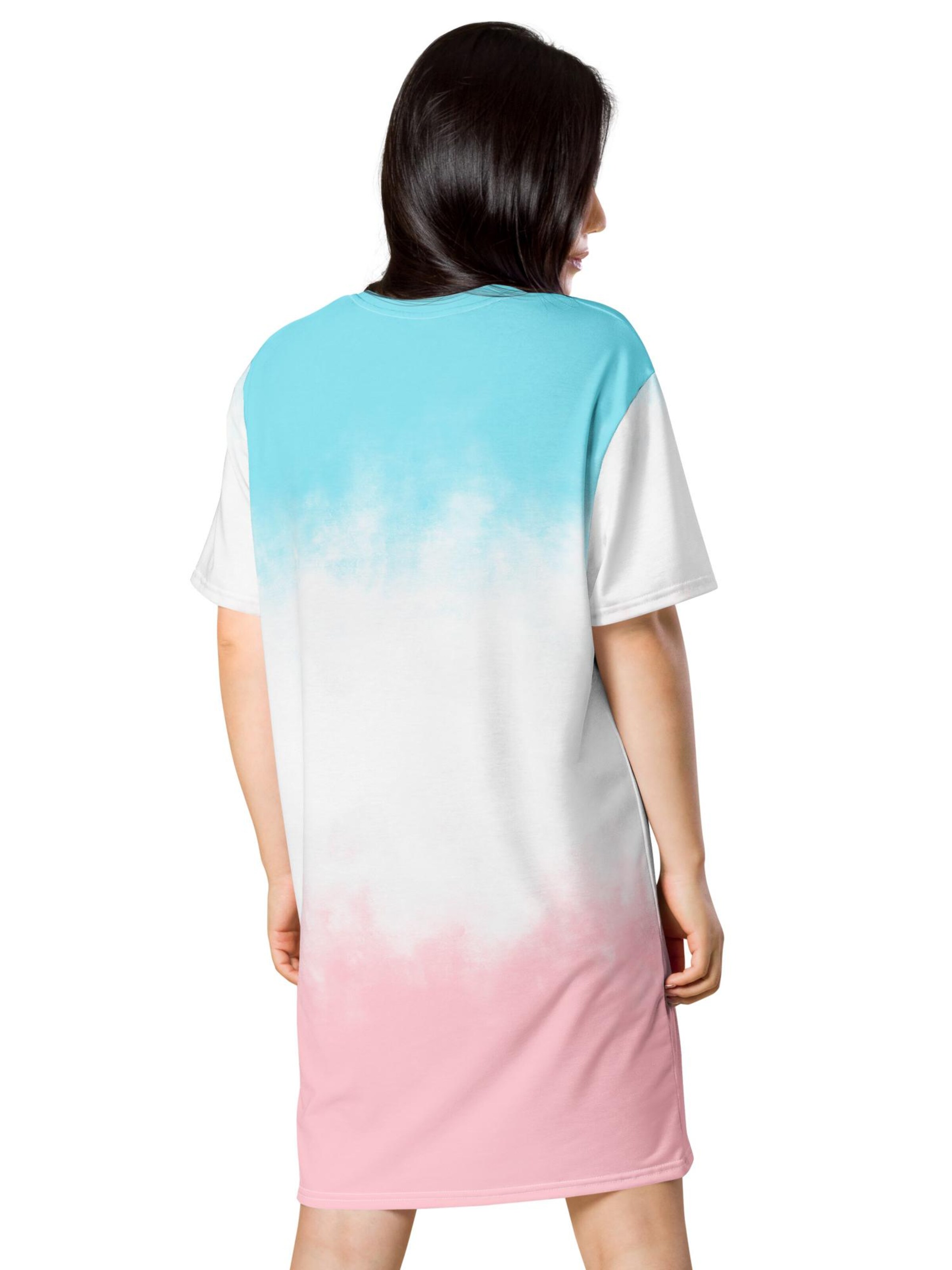 DECALVIBES Oversizeshirt 'Gradient Pink Blue'‌‌‌‌ in Blau
