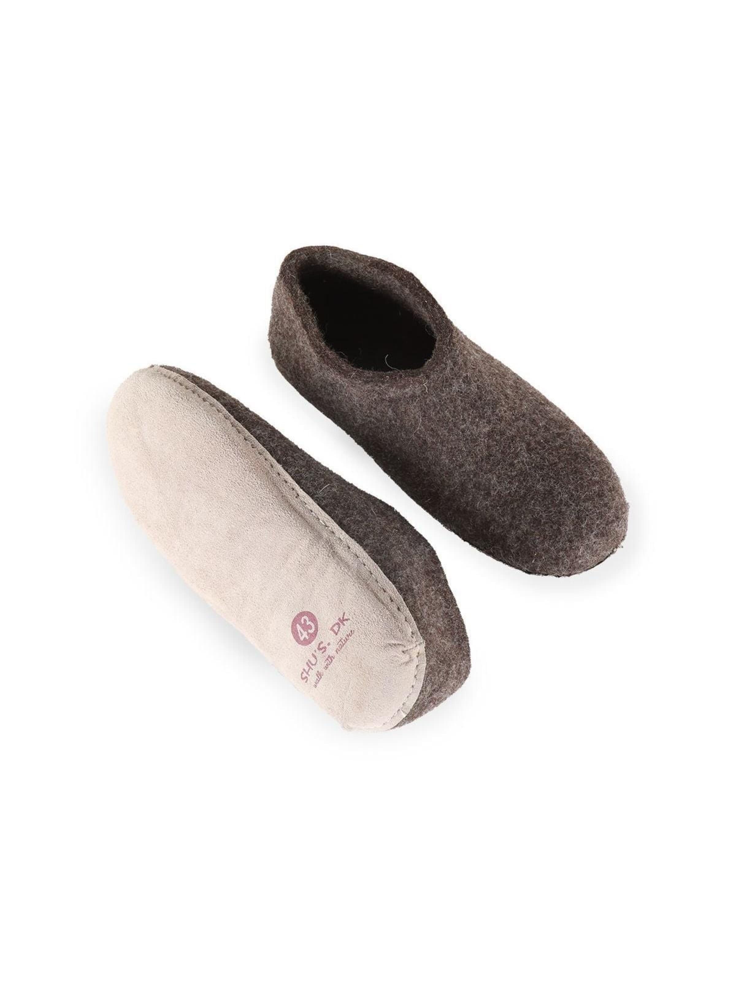 SHUS walk with nature Huisschoenen 'Uldhjemmesko (100% ren uld) - m/sål i skind - Dansk Design fra SHUS' in Bruin