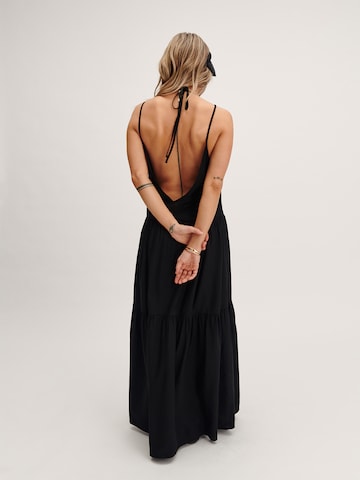 Tatiana Zidekova Ruha - fekete