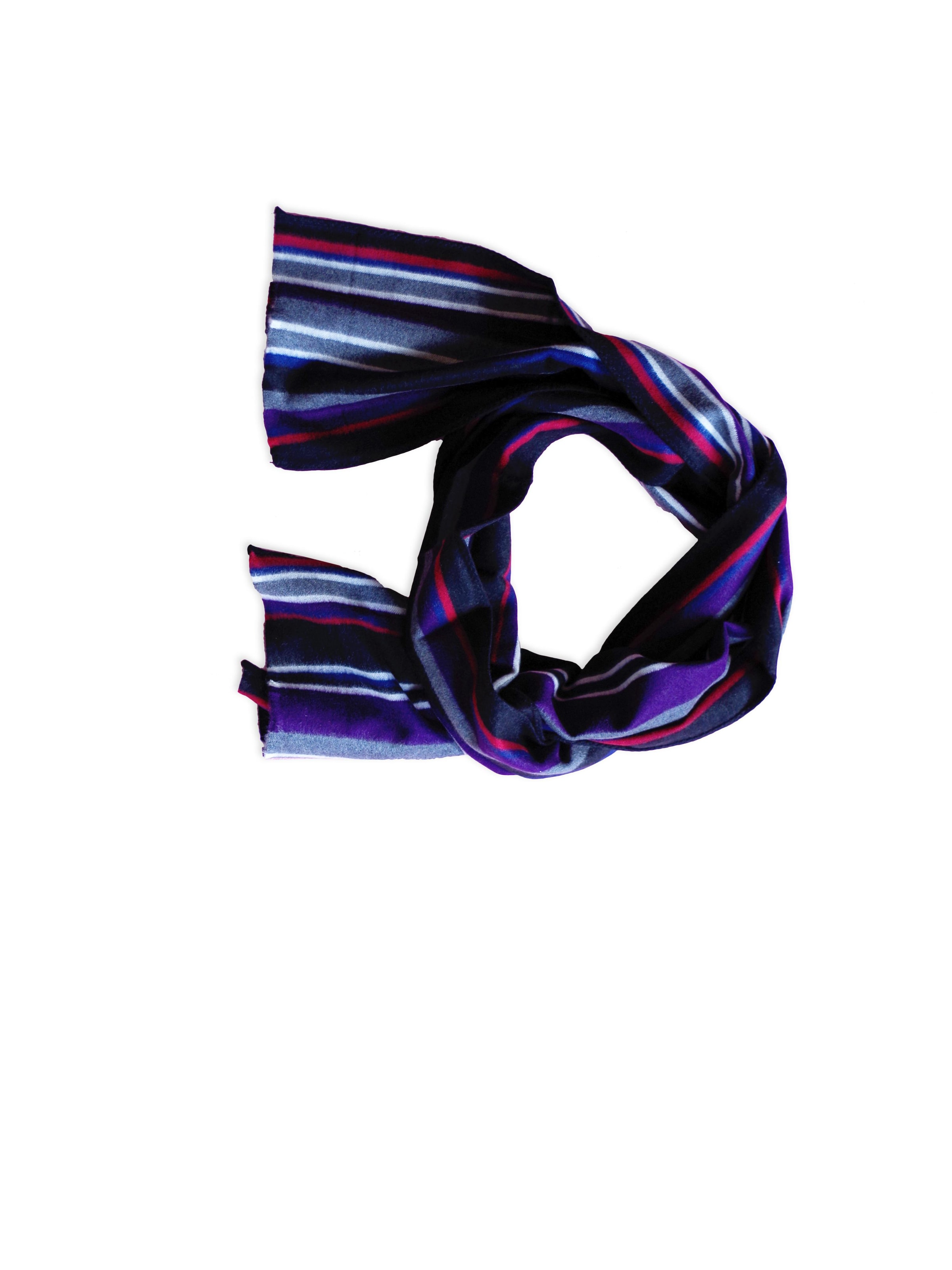 Posh Gear Scarf 'Lineeseta' in Purple