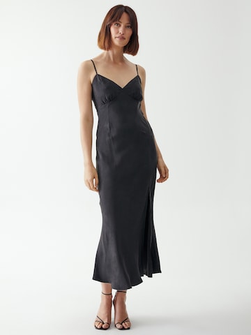 St MRLO Jurk 'Kyrie' in Zwart