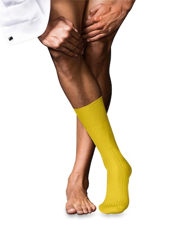FALKE Socks 'No. 10 Pure Fil d´Écosse' in Yellow: front