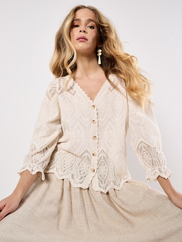 T-shirt ' ' Apricot en argent : devant