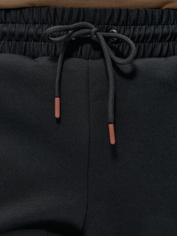 Regular Pantalon de sport ' Lomond Lite ' Born Living Yoga en noir