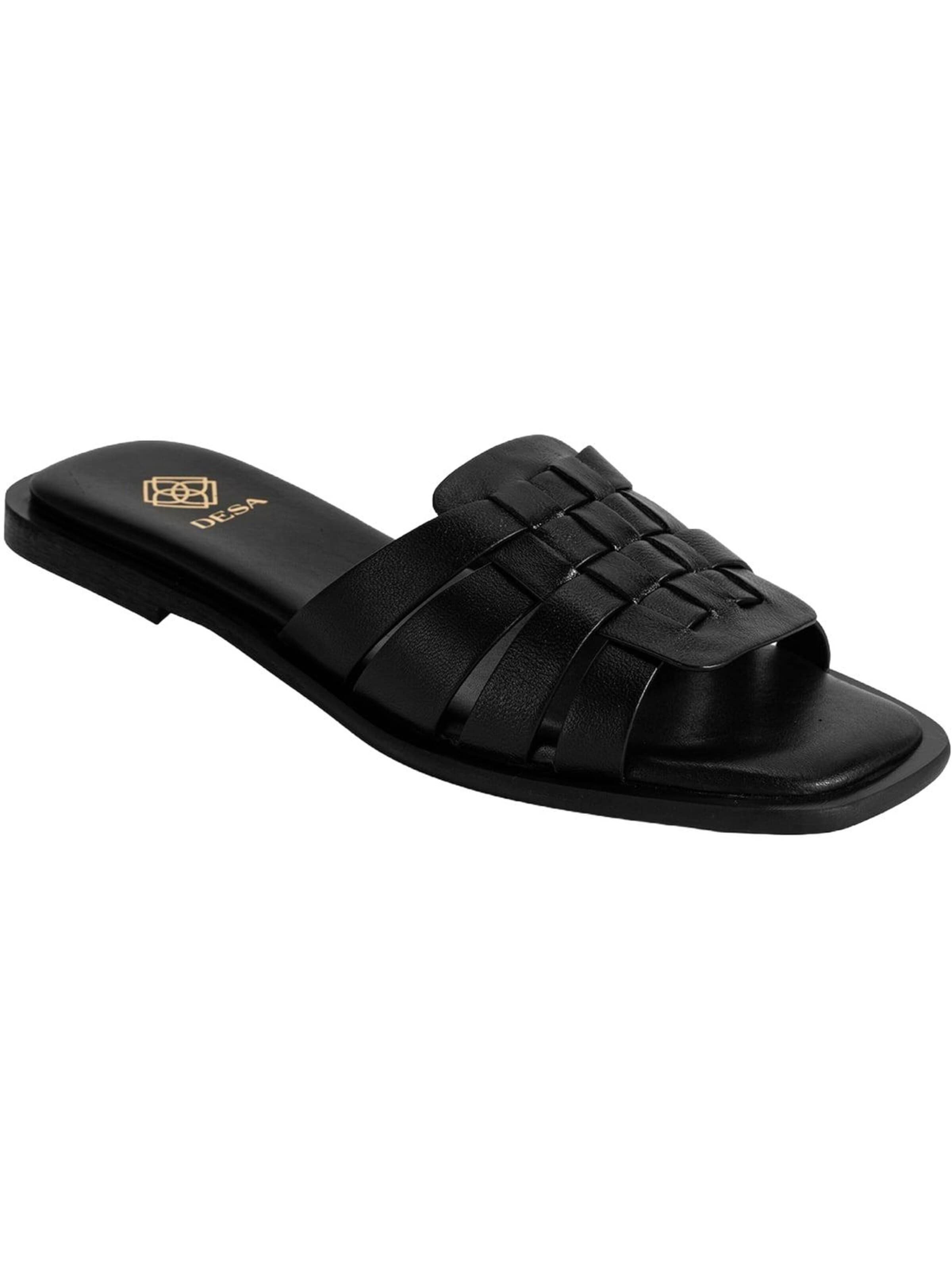 Desa Mule in Black