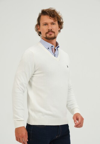 Pull-over Giorgio di Mare en blanc