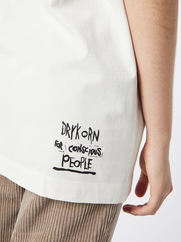 Tricou 'DRYKORN x ABOUT YOU THILO_CONSCIOUS' de la DRYKORN pe bej