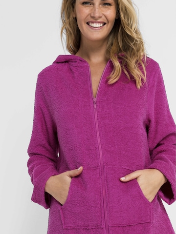 bonprix Bademantel in Pink