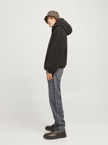 aprel Loosefit Jeans in Grijs