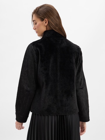 Veste mi-saison Marie Lund en noir