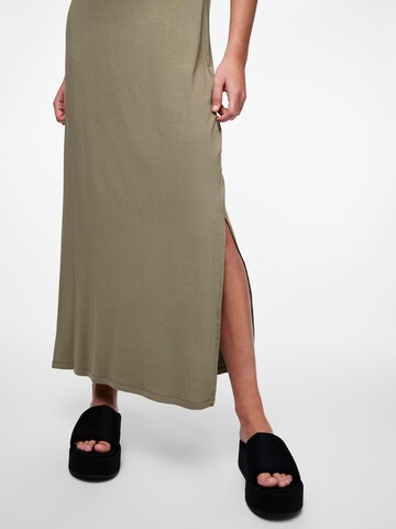 Robe 'SOFIA' PIECES en vert