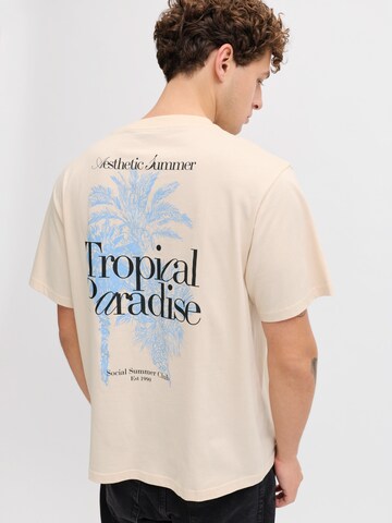 JJ Rebel Μπλουζάκι 'JREBCHRISTIAN' σε μπεζ: μπροστά