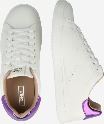 Baskets basses 'Shilo' ONLY en blanc