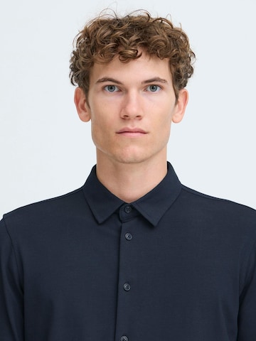 Regular fit Camicia business ' CFFOLKE ' di Casual Friday in blu