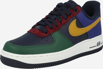 zaļš Nike Sportswear Zemie brīvā laika apavi 'Nike Air Force 1 '07 LX': no priekšpuses