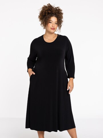 Yoek Dress in Black: front