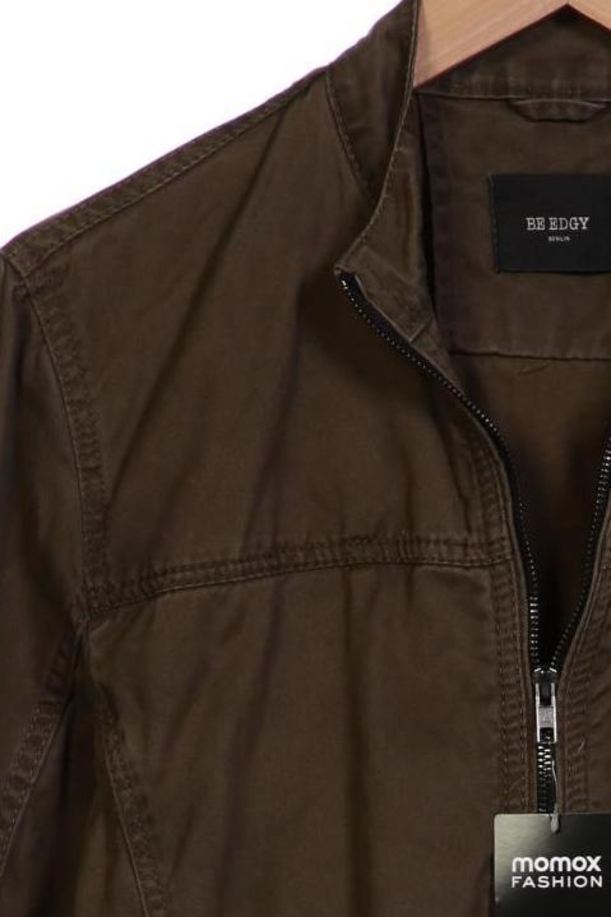 BE EDGY Jacket & Coat in L in Green