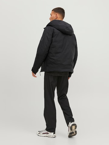 JACK & JONES Jacke 'Axel' in Schwarz