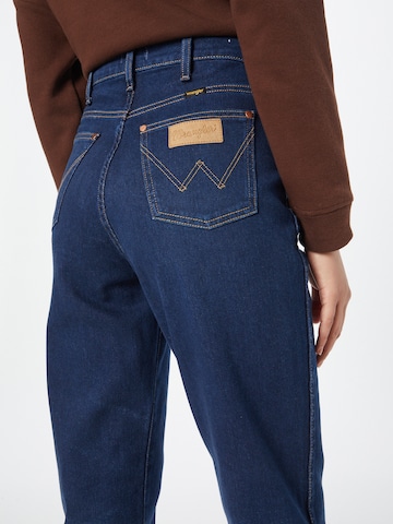 WRANGLER Tapered Jeans in Blau