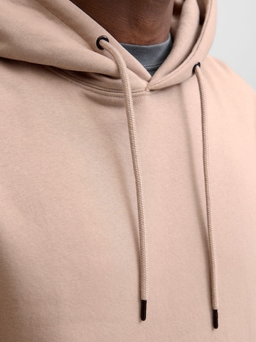 JACK & JONES Свитшот 'JJEStar' в Коричневый