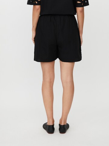 Regular Pantalon 'MaParelle' Masai en noir