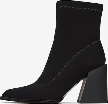 Bottines CESARE GASPARI en noir : devant
