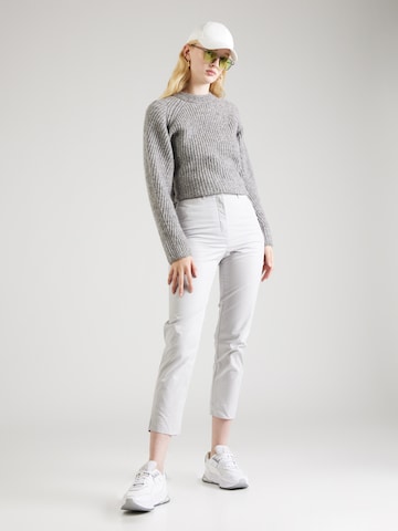 Coupe slim Pantalon chino Marks & Spencer en blanc