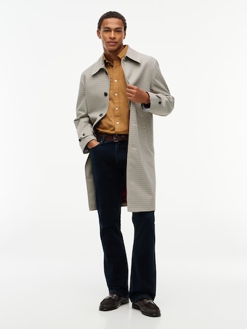 TOMMY HILFIGER Regular fit Button Up Shirt 'FLEX' in Brown: front