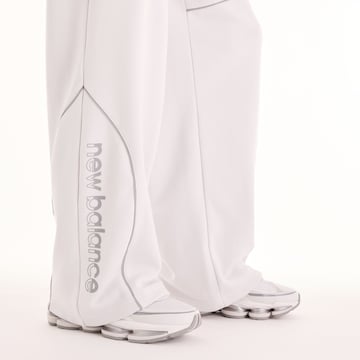 new balance - Perna larga Calças 'Trackside French Terry Pant' em branco
