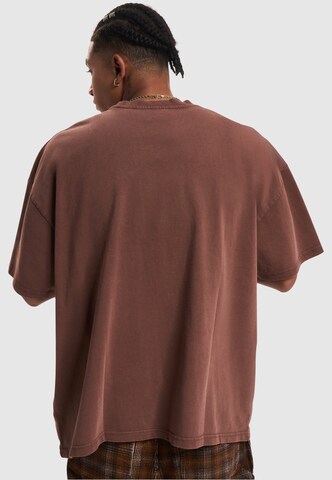 T-Shirt Karl Kani en marron