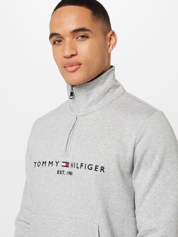 TOMMY HILFIGER Mikina – šedá