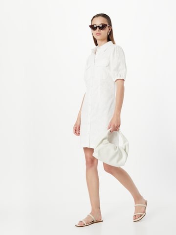 SISTERS POINT Shirt Dress in White