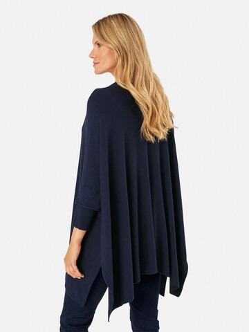 Masai Cape 'MaFosna' in Blue