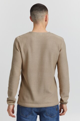 !Solid Sweater in Brown
