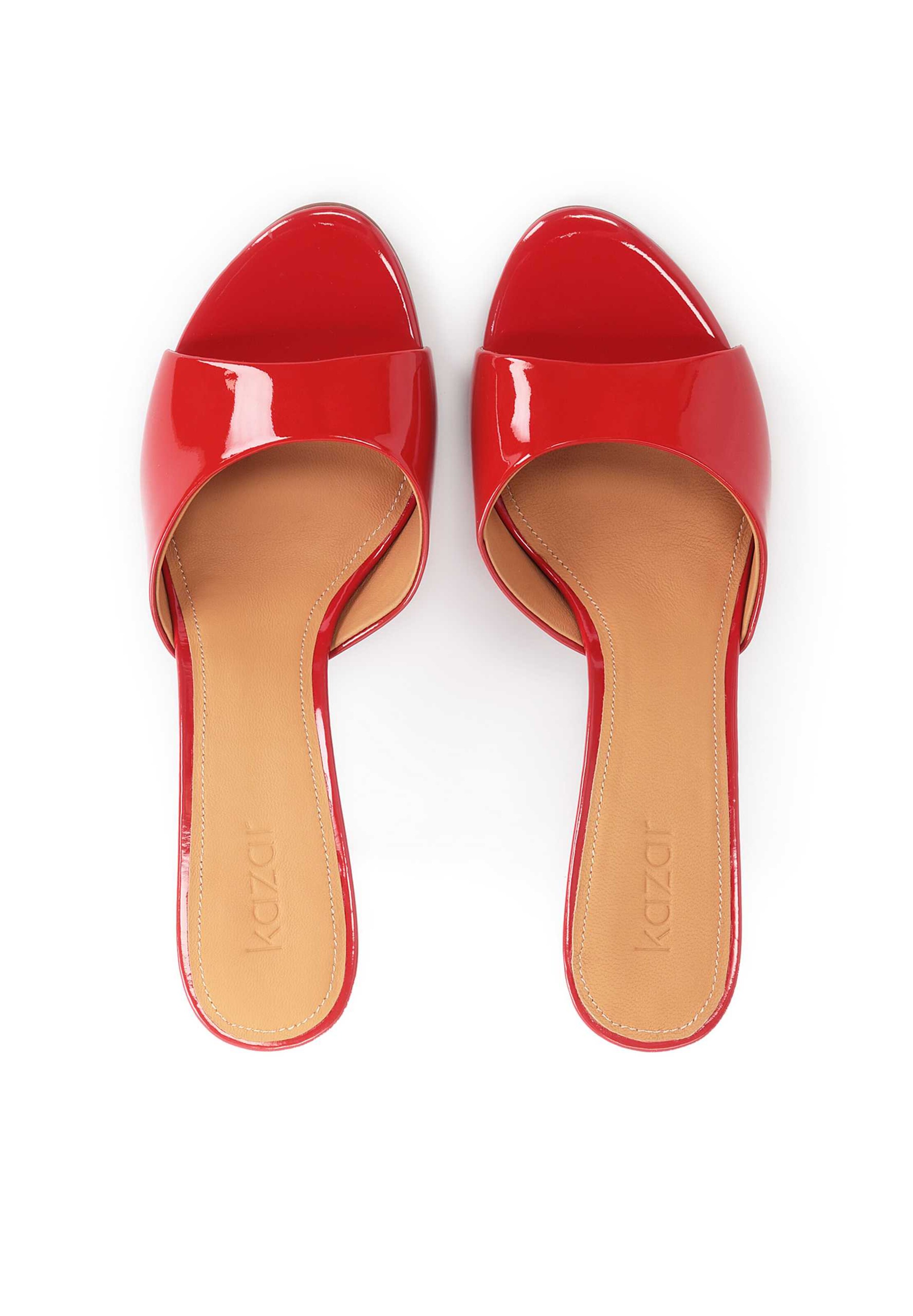 Kazar Mule in Red
