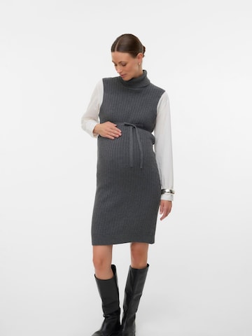 Robes en maille 'RITA ' MAMALICIOUS en gris