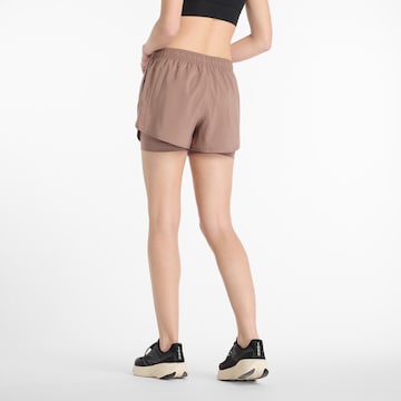 new balance Szabványos Sportnadrágok 'Essentials' - barna