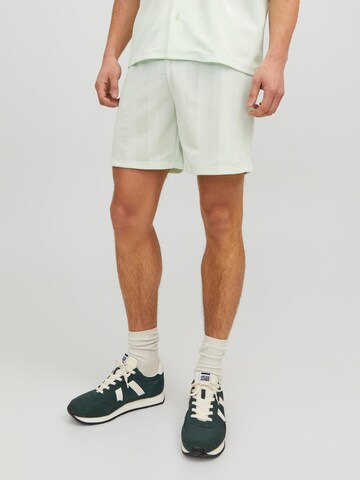 Regular Pantaloni 'Kaoma' de la JACK & JONES pe verde: față