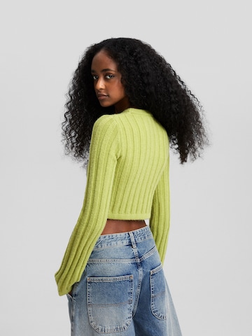 Pull-over Bershka en vert