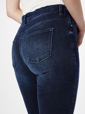 MAC Skinny Jeans 'DREAM' in Blauw