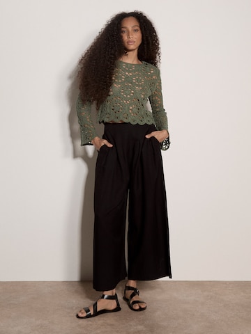 Apricot Boho Floral Cotton Crochet Top ' ' in Grün