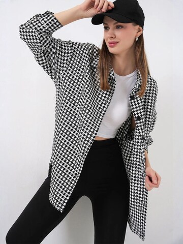 Bigdart Shirt 'Hemden' in Black: front
