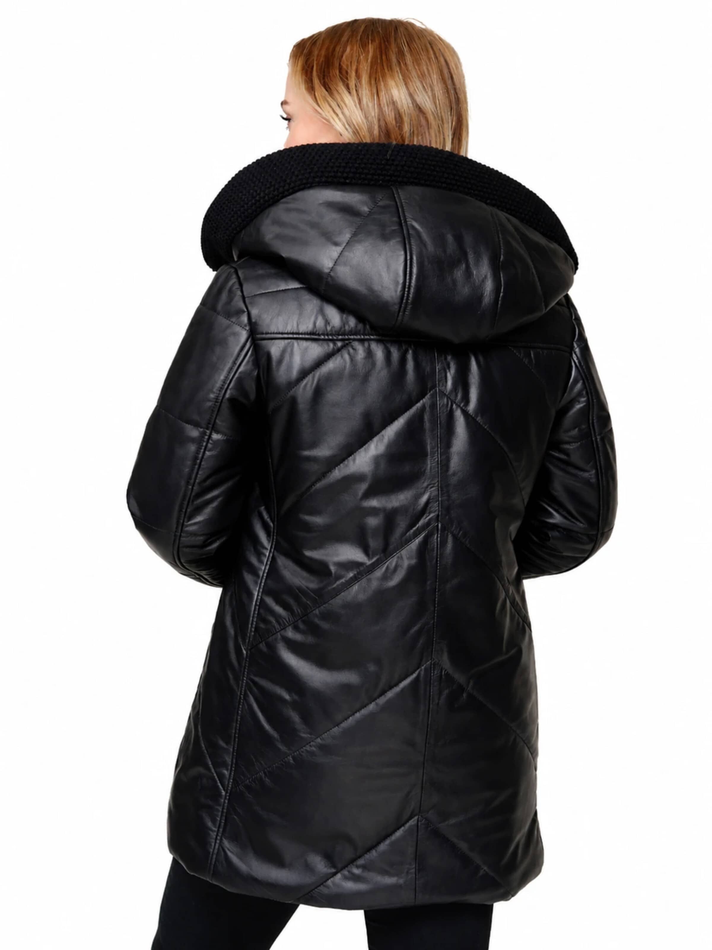 Mouflon Between-Seasons Parka in Black