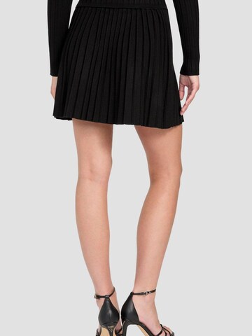 GUESS Regular Pants in Black