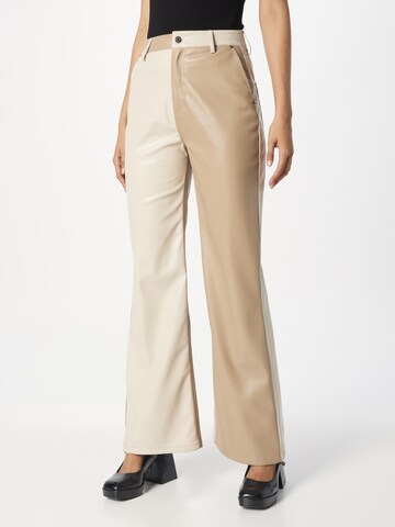 Colourful Rebel - Loosefit Pantalón 'Ismay' en beige: frente