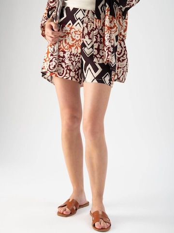 MND Loose fit Pants in Mixed colors