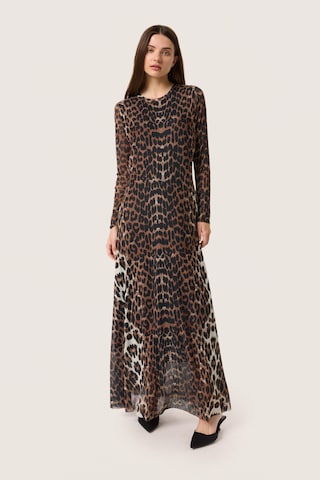 SOAKED IN LUXURY Kjole 'Varine' i brun: forside