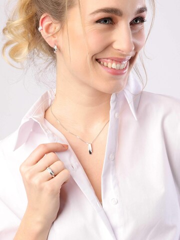 Bague Lucardi en argent : devant