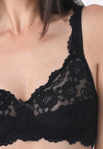 Invisible Soutien-gorge 'Classic Lace' sassa en noir