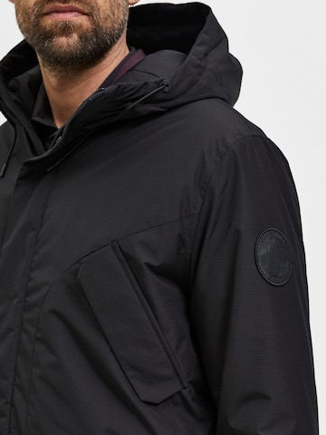 SELECTED HOMME Between-Season Jacket 'Hector' in Black